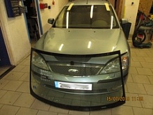 prasklé Čelní sklo